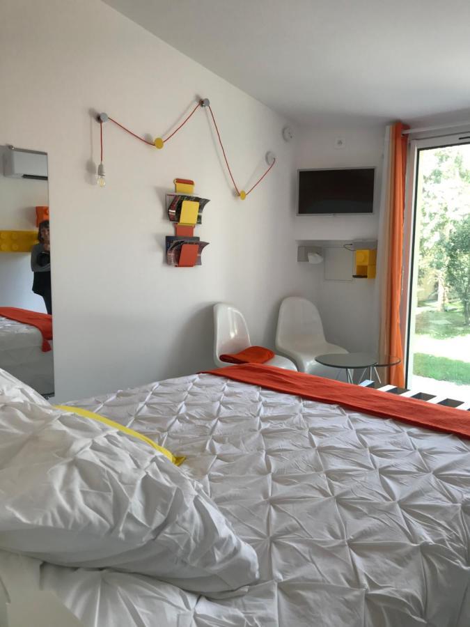 La Maison 1440 LʼIsle-sur-la-Sorgue Eksteriør bilde